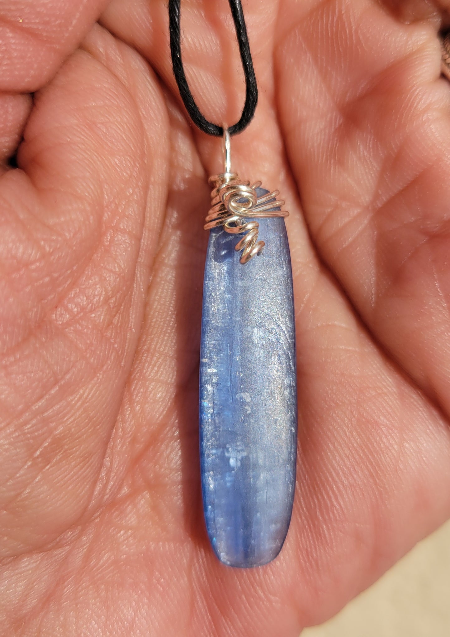 Polished Blue Kyanite 925 Silver Pendant hook