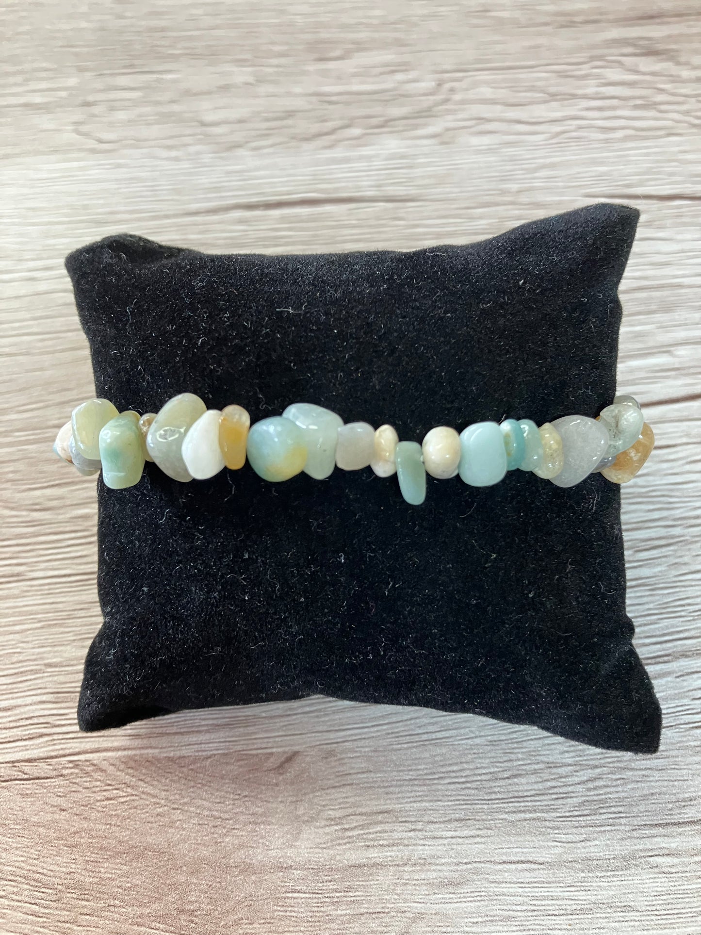 Quartz Chip Bracelets 6"