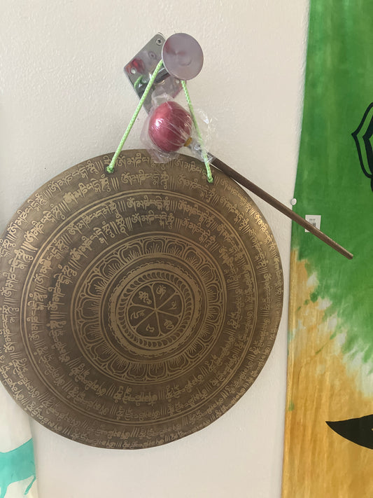 Gong with red Mallet