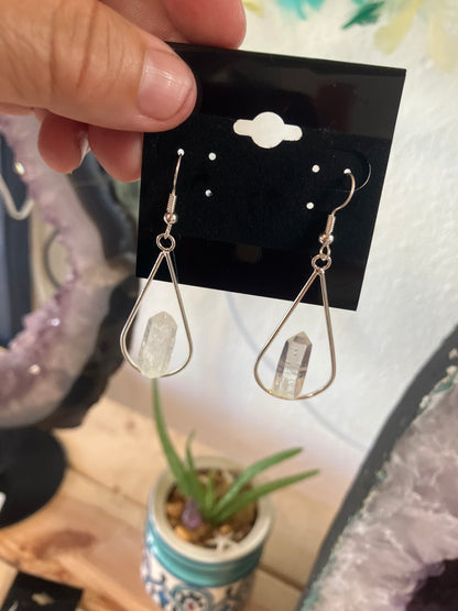 Teardrop Earrings With Quartz