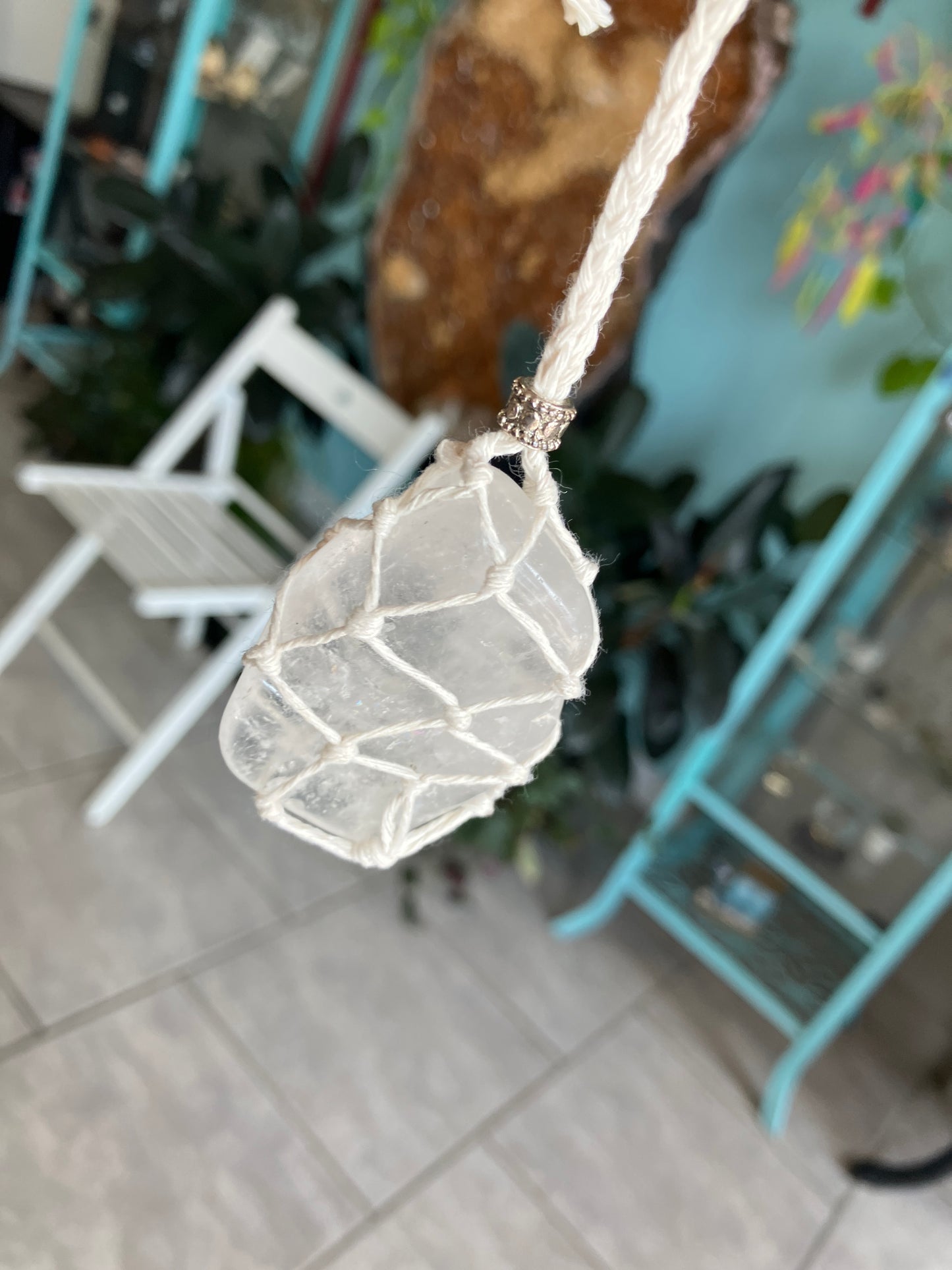 Macrame Necklace with Quartz